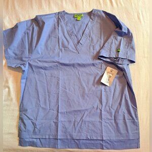 Crocs Stretch men's size XL light blue scrub top, 1 pocket, NWT